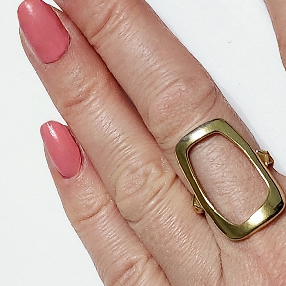 Jewelry - Silver open modern ring Size 7